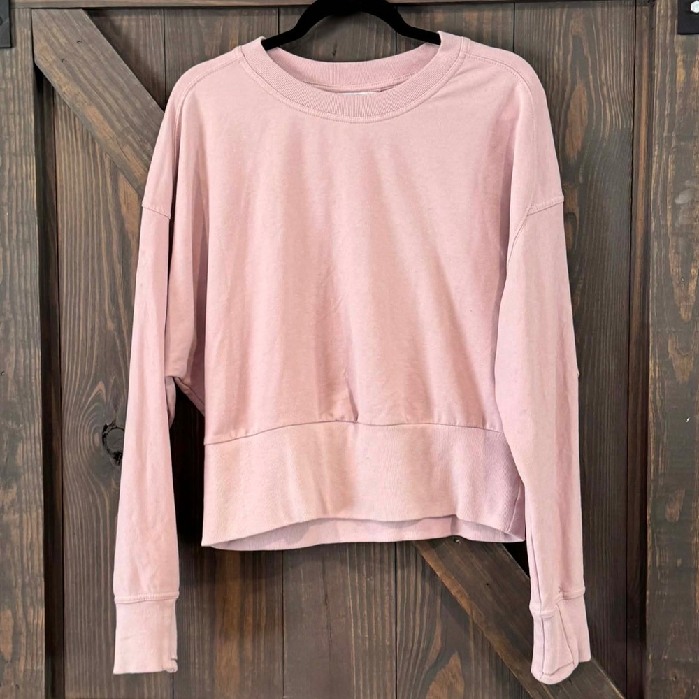 Athleta Women’s Light Pink/Purple Sweatshirt Size Large‎